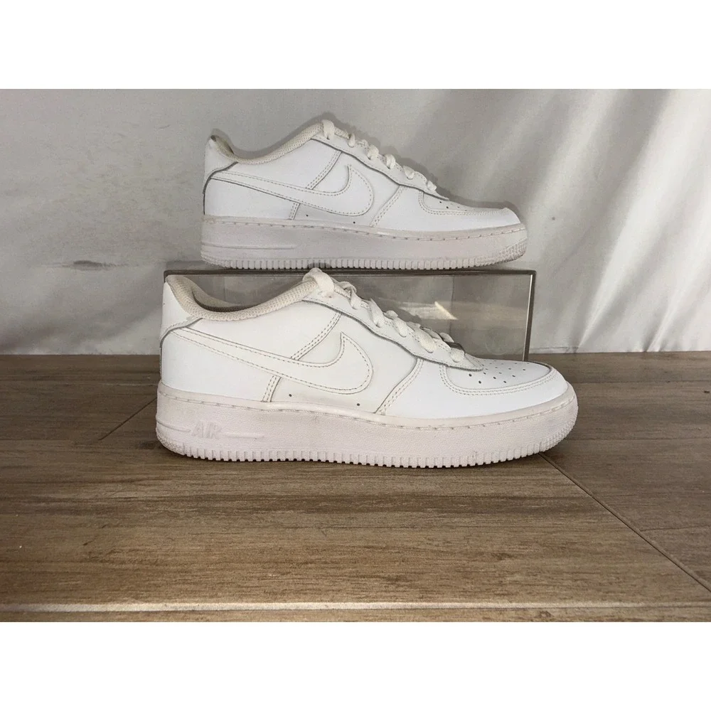 Nike Air Force 1 LE‎ Low White Leather Sneakers DH2920-111 Kids 7Y Womens 8.5